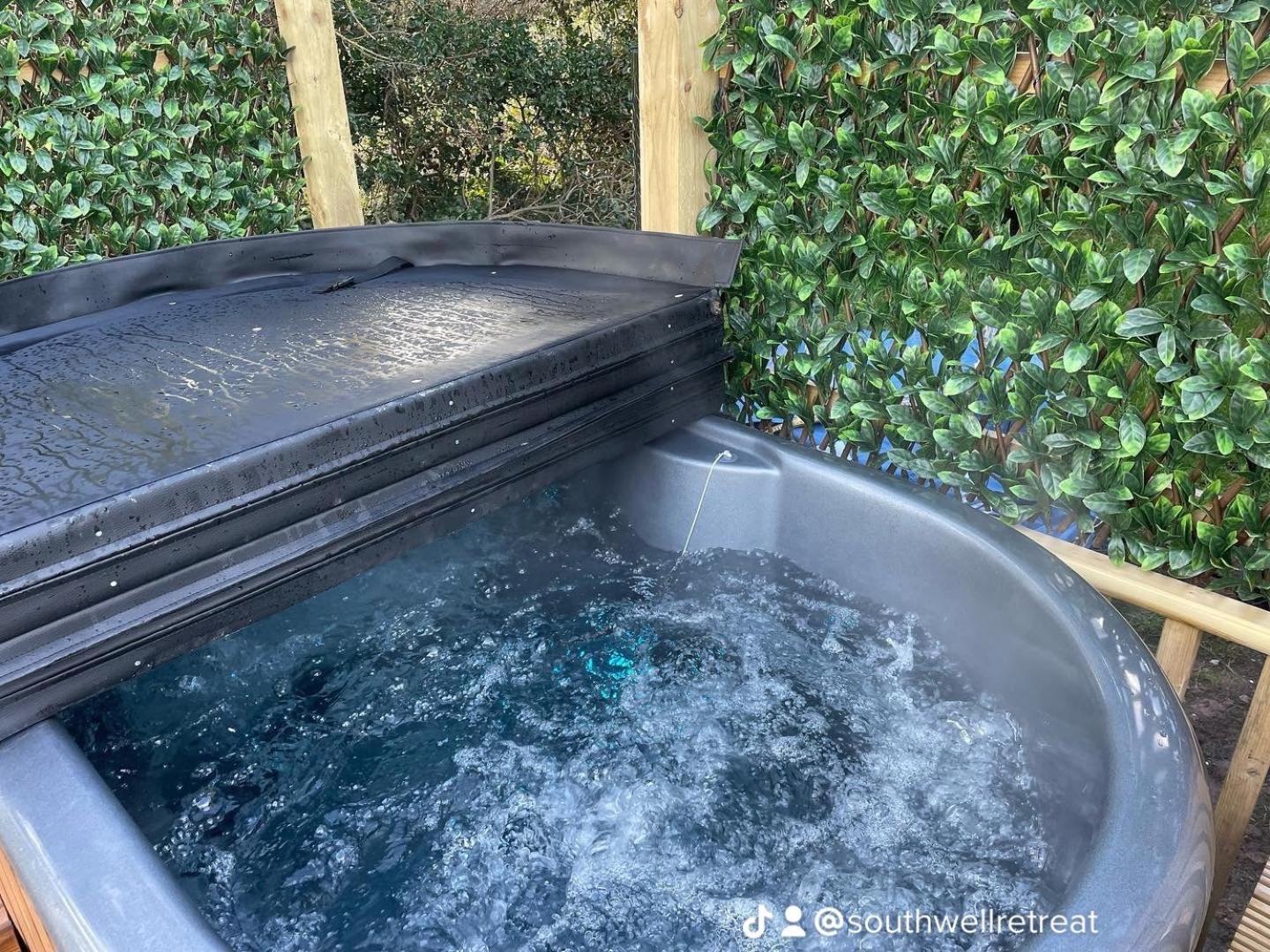 Southwell Retreat Glamping Pods酒店 外观 照片